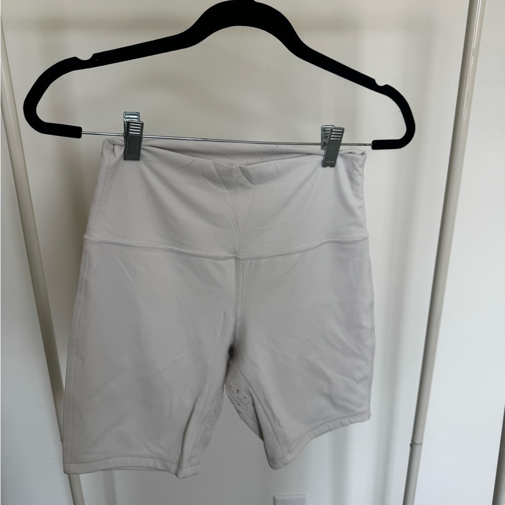 Women's Lululemon High-Waisted White Biker Shorts